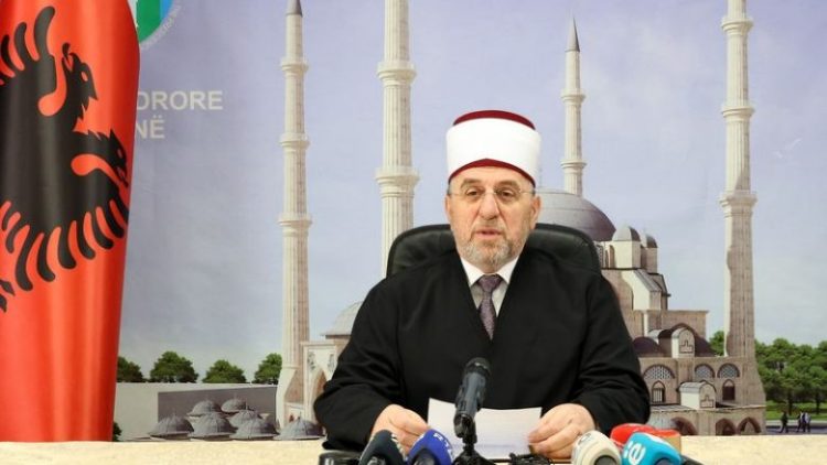 Myftiu uron fillimin e Ramazanit: Koha për unitet dhe paqe në kombin tonë, konfliktet të marrin fund
