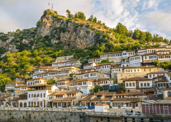 Media sllovene: Shqipëria destinacion për pushime “të çmendura” e të paharrueshme