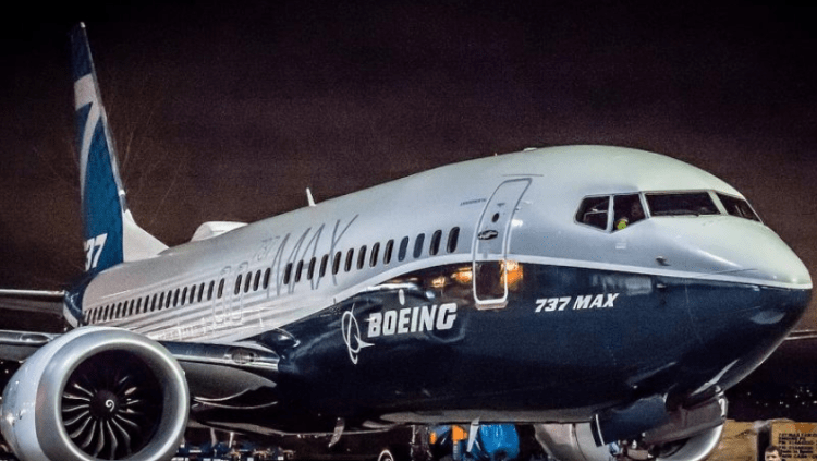 Avioni Boeing humb sërish një pjesë në ajër