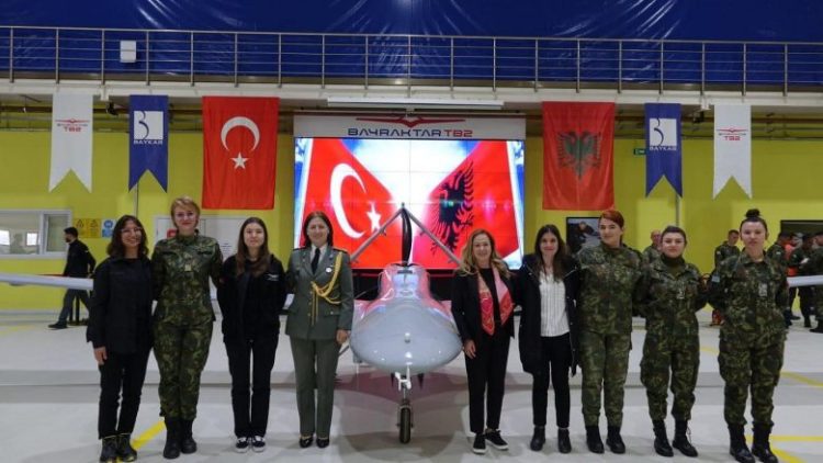Rama: Dronët Bayraktar të Forcave të Armatosura, në gatishmëri si mjete fluturuese pa pilot