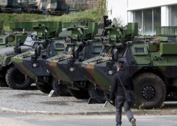 Franca po i dërgon Ukrainës qindra autoblinda VAB si dhe raketat Aster 30 – versioni francez i sistemit raketor Patriot
