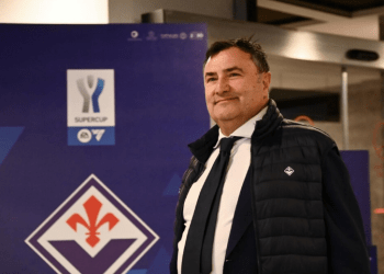 Ndahet nga jeta drejtori i përgjithshëm i Fiorentinës