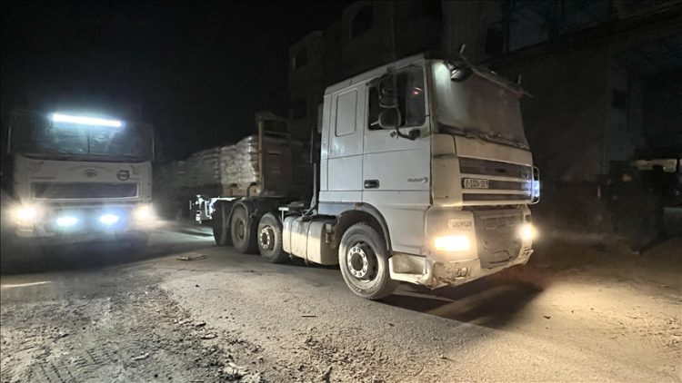 Jordania, Emiratet e Gjermania lëshojnë ndihma nga ajri në veri të Gazës