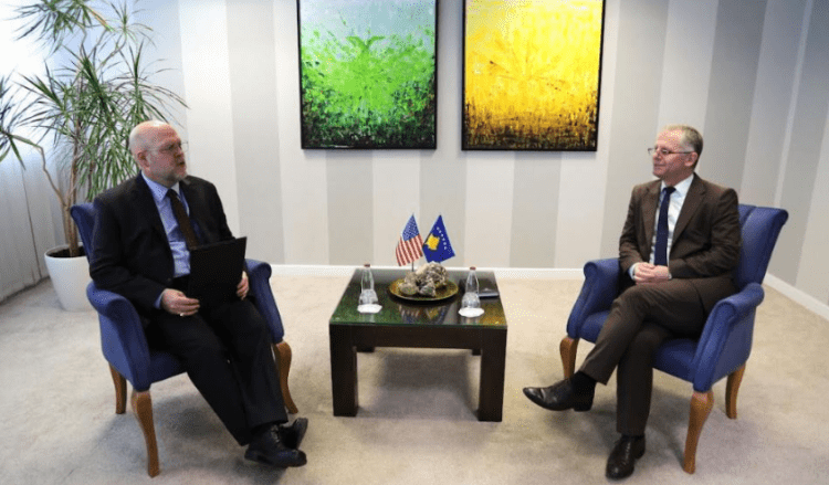 Ambasadori Hovenieri takon sot zëvendëskryeministrin Bislimi