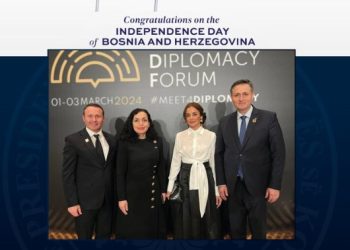 Presidentja Osmani uron presidentin e Bosnjës për Ditën e Pavarësisë