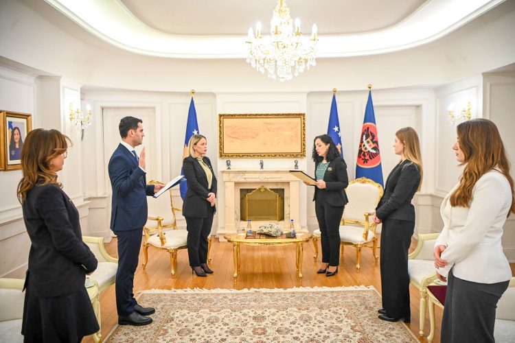 Betohet gjyqtari i Gjykatës Kushtetuese, Jeton Bytyqi