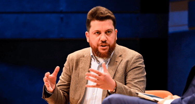 Pas sulmit me çekan, ish-ndihmësi i Navalnyt zotohet për vazhdimin e luftës ndaj Putinit