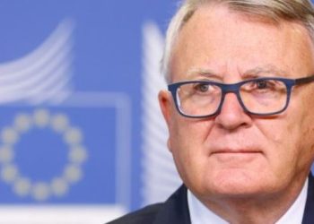 Socialistët evropianë zgjedhin Nicolas Schmit si kandidat kryesor për t’u përballur me Ursula von der Leyen