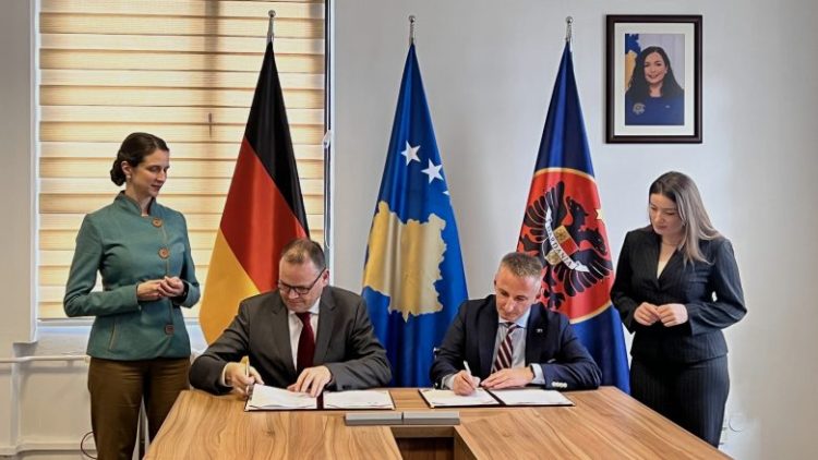 Nënshkruhet memorandum bashkëpunimi për forcimin e rolit të shoqërisë civile në agjendën për gratë