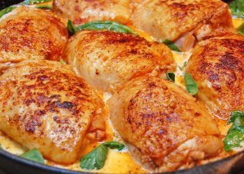 Pulë me limon dhe gjalpë të freskët, shije perfektë e traditës