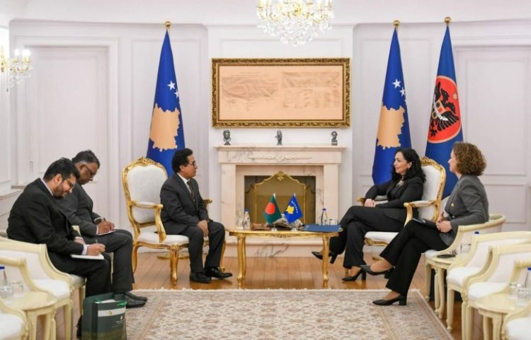 Presidentja Osmani me ambasadorin e Bangladeshit flasin për thellim të bashkëpunimit mes dy vendeve