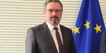 Ambasadori Bajrami: Sot do të vihet në test neni 4 i Marrëveshjes së Ohrit