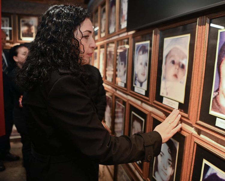 Presidentja Osmani: Kushdo që thotë se në Kosovë s’u krye gje*nocid, le të shkojë në Poklek