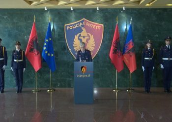 Shqipëri/Goditet rrjeti ndërkombëtar i trafikut me emigrantë, arrestohen 26 persona