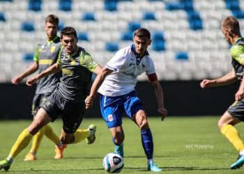 Prishtina mposht Malishevën, Llapi mezi mund Fushë Kosovën