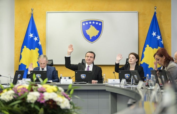 Qeveria në mbledhje elektronike merr dy vendime