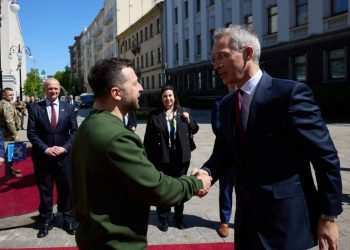 Sekretari i Përgjithshëm i NATO-s vizitë të paparalajmëruar në Kiev