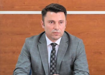 Rustemi i VV-së demaskon satelitin e Vuçiqit, Listën Serbe