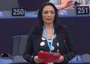 Deputetja e Maqedonisë në KiE ia përmend Serbisë v*rasjen e familjes Jashari