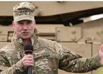 Komandanti i NATO-s në Evropë: Rusia një kërcënim kronik, s’ka ndërmend të ndalet