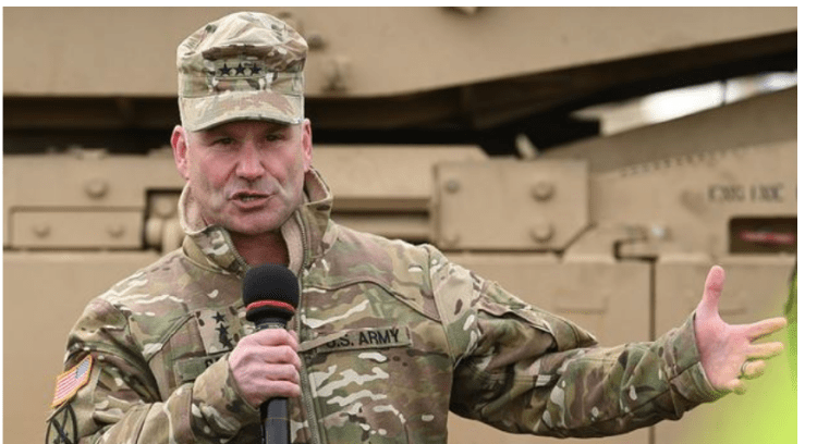 Komandanti i NATO-s në Evropë: Rusia një kërcënim kronik, s’ka ndërmend të ndalet