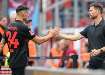 Mposhti Dusseldorfin, Leverkusen kualifikohet në finale, Xhaka: Shihemi në Berlin!