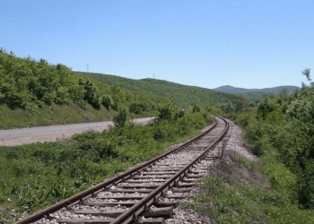 Ndërtimi i hekurudhës Vorë-Hani i Hotit nis brenda vitit