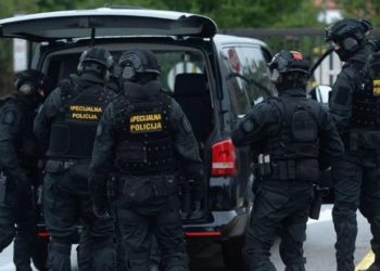 Arrestohen 22 zyrtarë të lartë në Bosnje, në mesin e tyre edhe shefi i Policisë Speciale