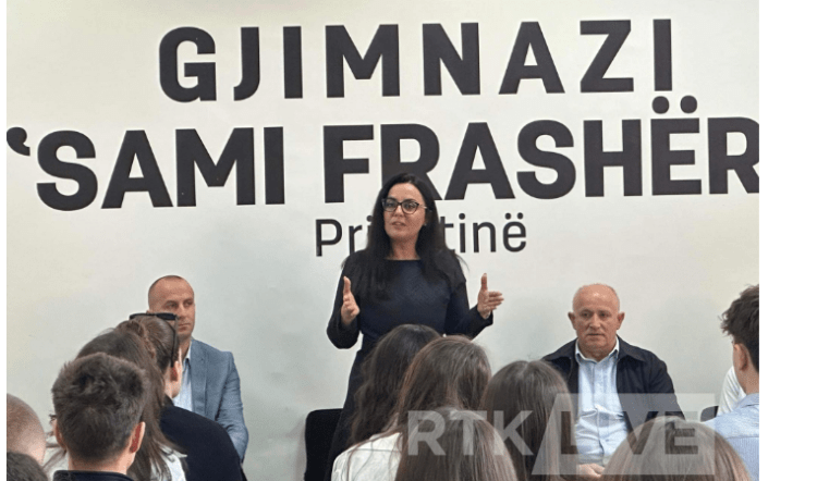 Shkollat e kryeqytetit me ligjëratë sensibilizuese për dhun*n në familje