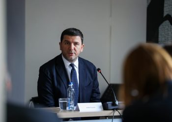Krasniqi u kërkon përfaqësuesve të Këshillit të BE-së largimin e masave ndëshkuese ndaj Kosovës