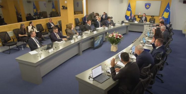 Ekzekutivi miraton propozimin e shpronësimeve shtesë për ndërtimin e autostradës Prishtinë-Gjilan