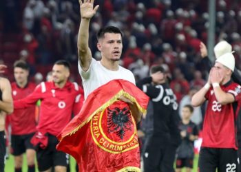 UÇK-ja valon në mesin e fotove të UEFA-s në rrugëtimin e Shqiponjave në Berlin
