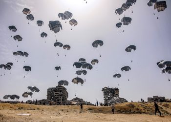 Jordania dërgon ndihma ajrore në Gaza