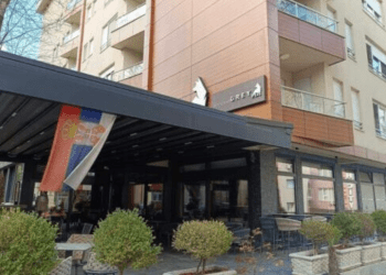 U vihen bllombat restoranit ‘Grey’ dhe banesës së Milan Radojiçiqit në Mitrovicën Veriore