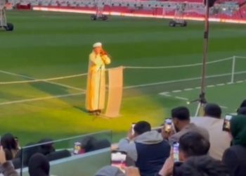 Liverpool organizon iftar për tifozët e tyre- Ezani jehon në Anfield, 3000 tifozë marrin pjesë