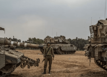 Izraeli gati për sulm në Rafah, ushtria vendos tanke në kufi me Gazën