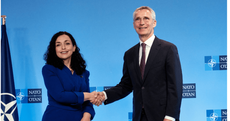 ‘Rrugëtimi drejt anëtarësimit nuk lëkundet’ Osmani: NATO është fati Kosovës!