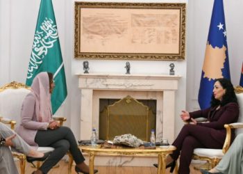 Presidentja Osmani pret në takim Sekretaren e ‘Alwaleed Philanthropies, e falënderon për donacionin që ia solli Kosovës