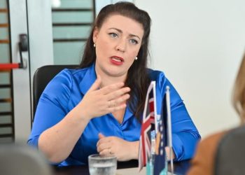Deputetja britanike i reagon BE-së: Nuk keni çasje të balancuar kur bëhet fjalë për Serbinë