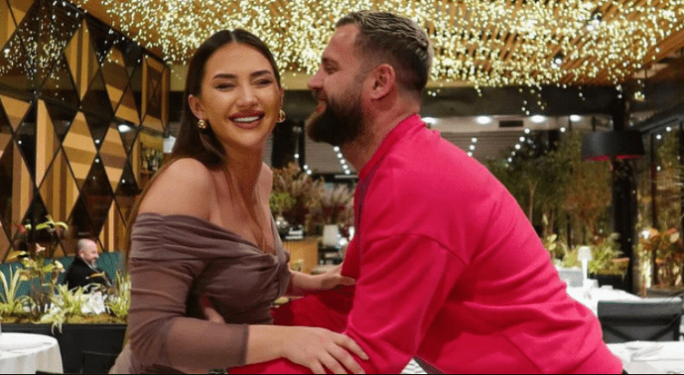 Kiara dhe Luizi bëhen prindër, publikohet foto e parë bashkë me bebin