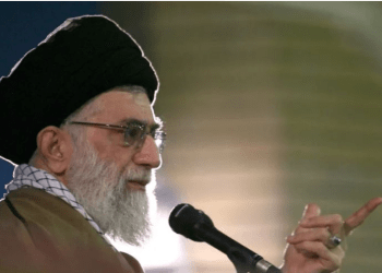 Lideri suprem i Iranit: Regjimi i Izraelit do të ndëshkohet