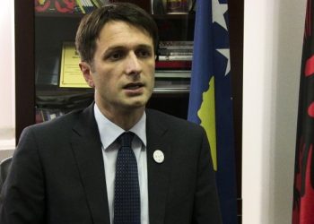 Murati: Çdo herë në bisedimet me Serbinë janë injoruar shqiptarët në Kosovën Lindore