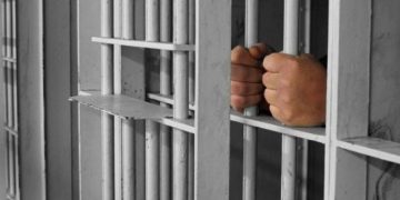 Një muaj paraburgim për personin që posedonte dhe shiste substanca narkotike