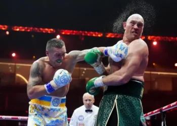 Konfirmohet rimeçi Fury-Usyk, zbulohet data