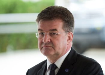 Çështja e dinarit, deklatohet Lajçak