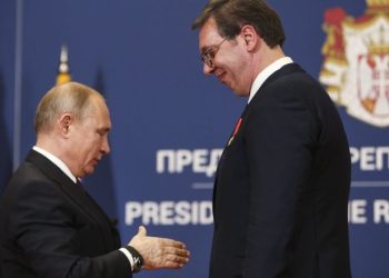 “The Times”: Si Putini po e kthen Serbinë në një Rusi të vogël në Ballkan