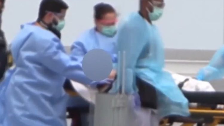 SHBA, 3-vjeçari qëllon aksidentalisht veten me arm*n e nënës