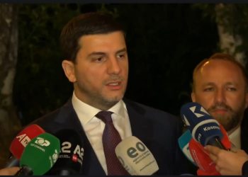 Përfundon takimi me Kurtin, Krasniqi: Mora pjesë për interesin e qytetarëve