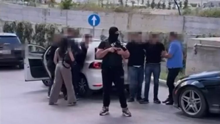 Trafiku i armëve nga Kosova në Shqipëri, autorët bashkëpunonin me serbë