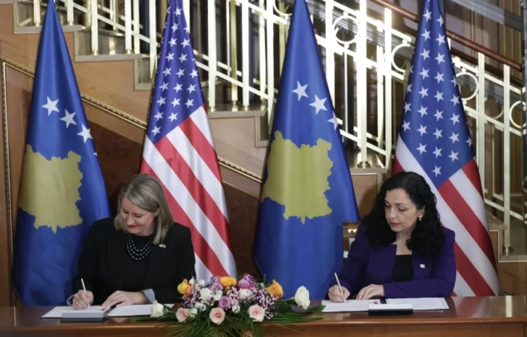 Allen: ShBA-të mbështesin rrugëtimin euroatlantik të Kosovës